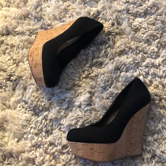 Steve Madden Shoes - NWT Steve Madden Heels Size 6